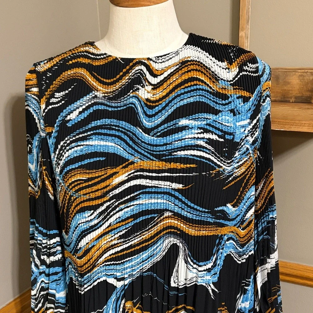 Nine West black, blue, & brown Abstract Wave Pattern long sleeve dress size M